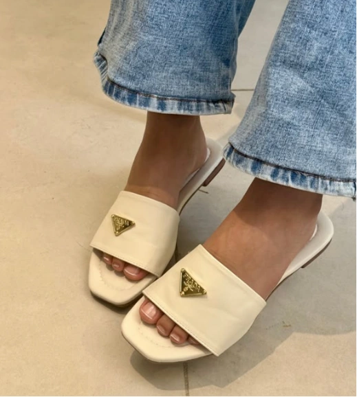 Sandalia Prada